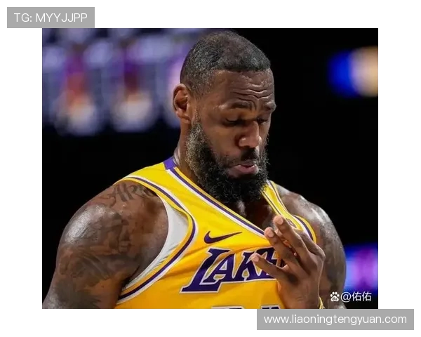 原创一场135-126让湖人坐立难安！前4不稳，詹姆斯将迎来更重要的抉择